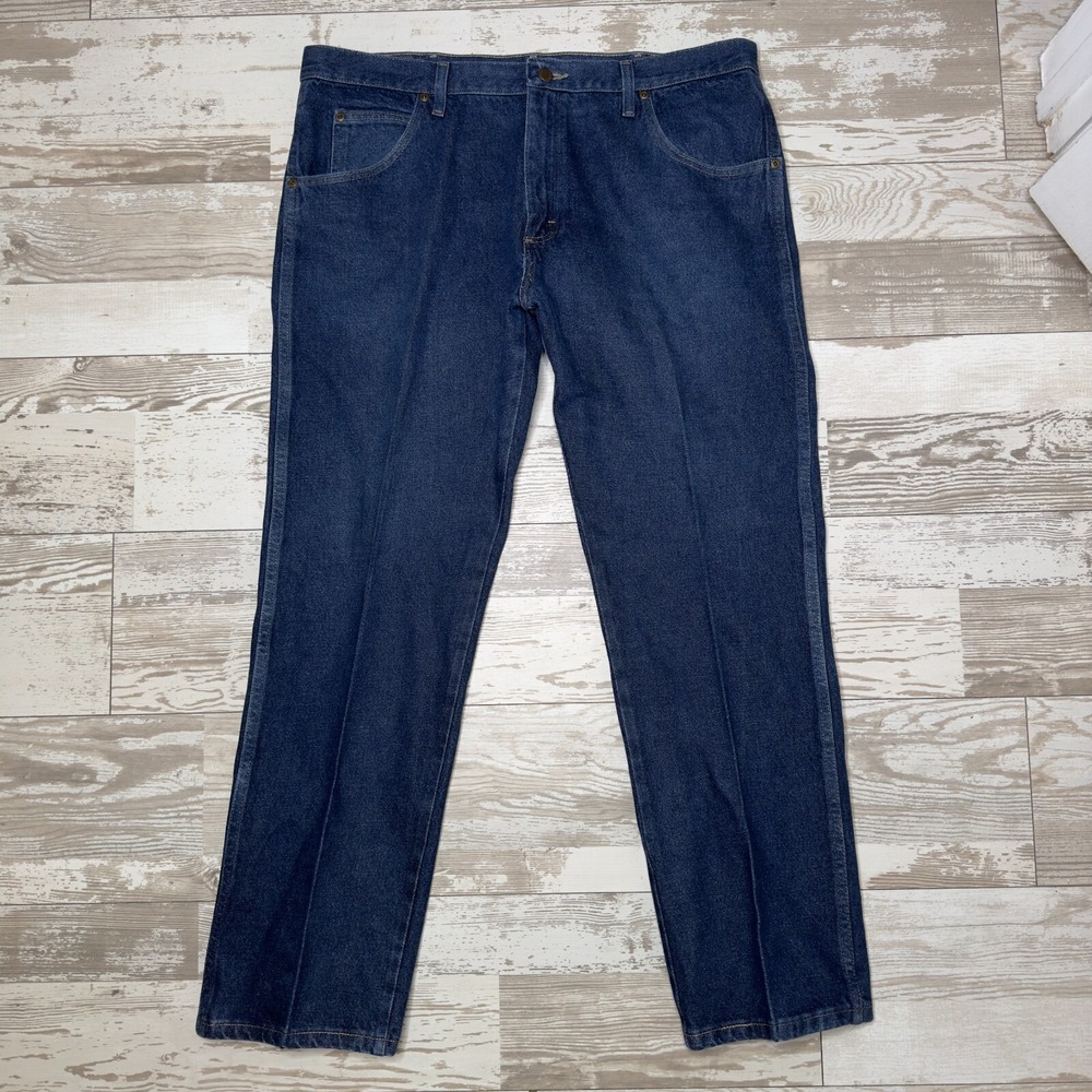 Wrangler Jeans Men 38x30 Blue Denim Authentic Comfort Superior Slim Fit Straight
